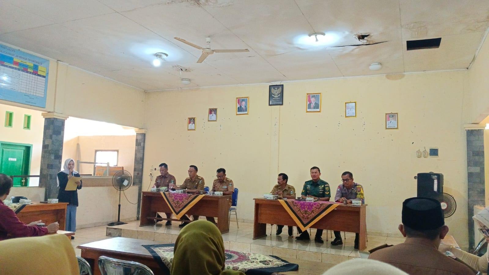 Herizal Aspar Pimpin Doa HUT RI ke-80: KUA Hadirkan Spirit Keagamaan dalam Momen Kebangsaan
