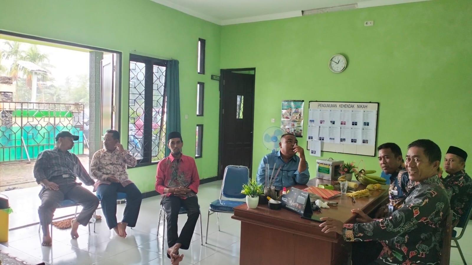 Silaturahmi Komunitas Penghulu Kabupaten Sorong Digelar di KUA Salawati