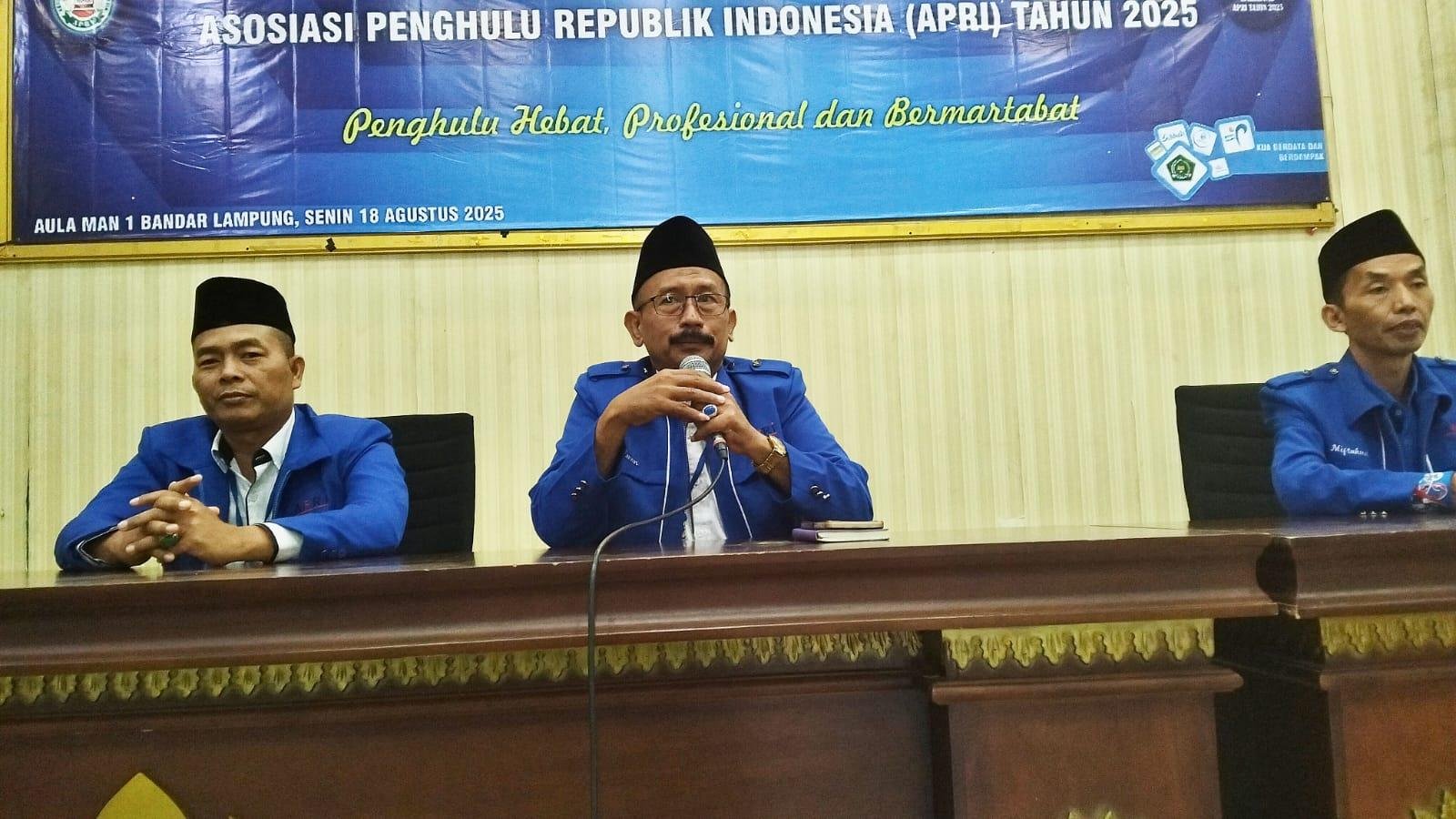 Dr. H. Sulaiman Apresiasi Panitia dan Tutup Resmi Rakerwil APRI Lampung