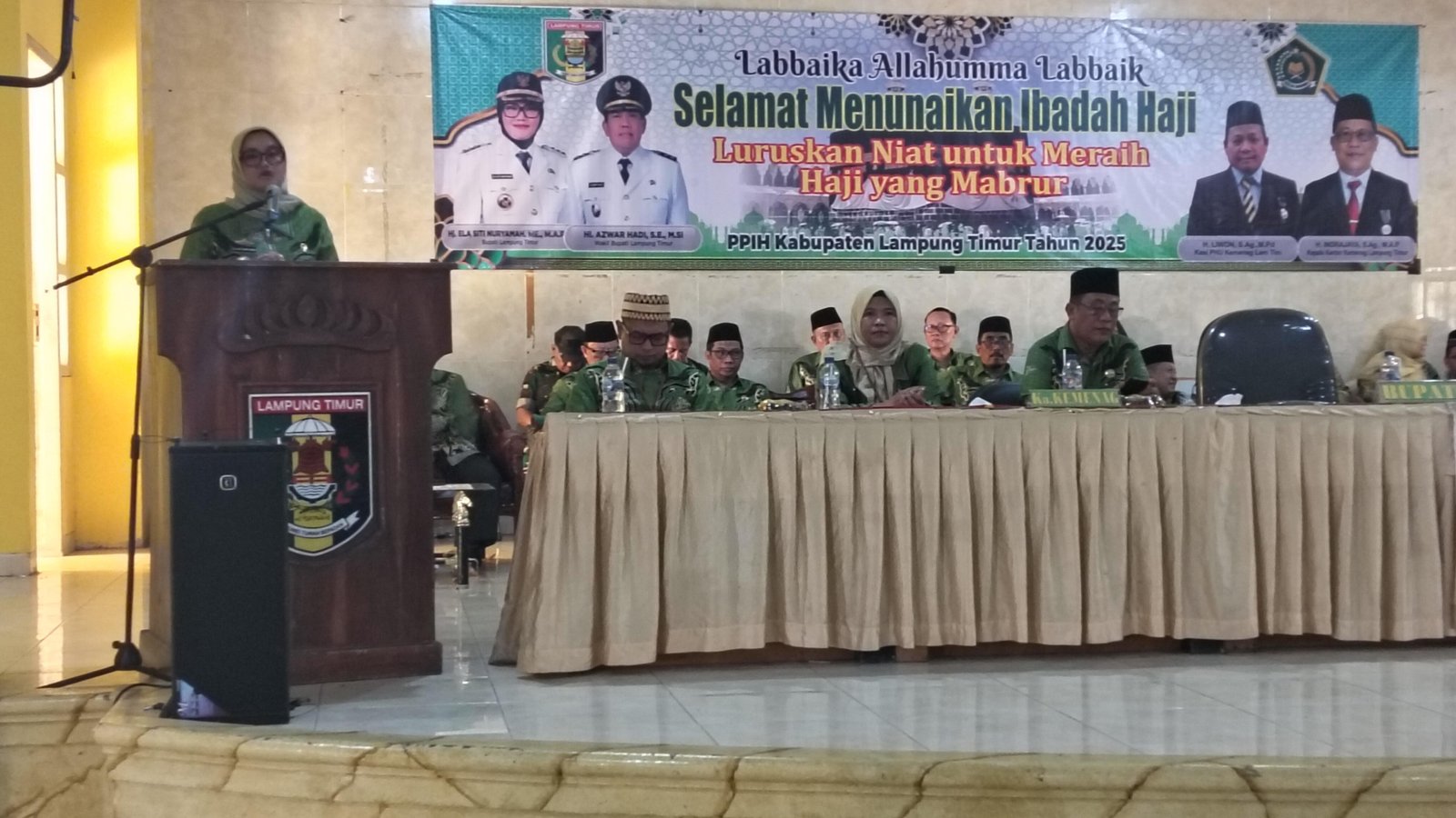 Bupati Lampung Timur Hj. Ela Siti Nuryamah Resmi Lepas 385 Jamaah Haji Kloter 7: Ibadah Haji Butuh Istitha’ah dan Kesabaran Lahir Batin