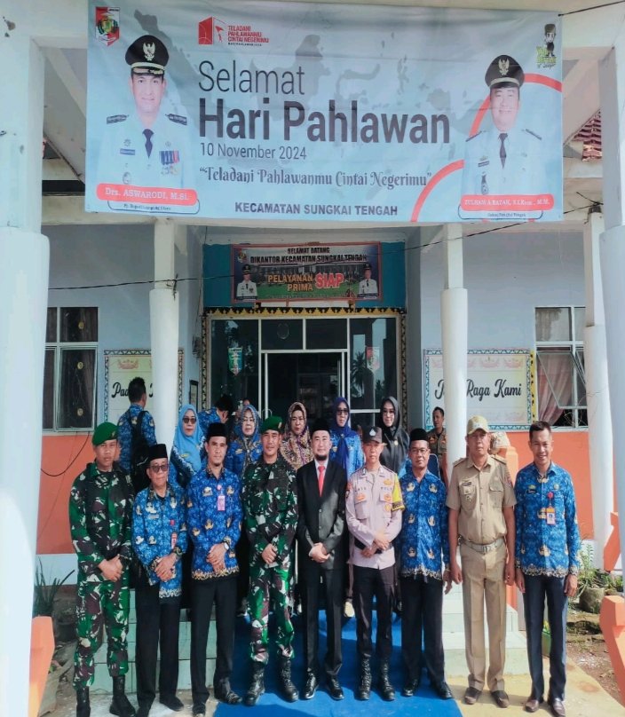 Kepala KUA Sungkai Tengah Ikut Upacara Hari Pahlawan,  Ajak Teladani Pahlawan Dan Cintai Negeri