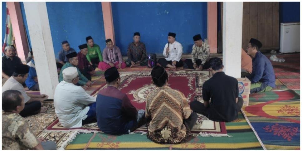 Wujud Empati Kemenag: KUA Labuhan Ratu Takziyah ke Keluarga Jamaah Haji yang Wafat di Makkah
