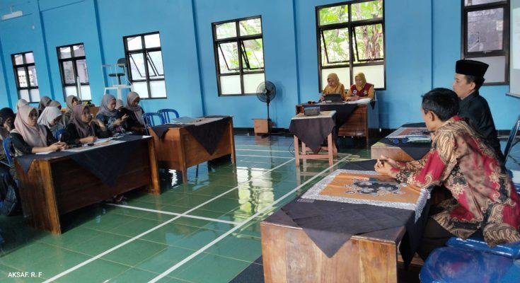 Sinergi Puskesmas 1 Mandiraja dan KUA Mandiraja dalam Edukasi Kespro & Perlindungan Perempuan dan Anak di Desa Kaliwungu