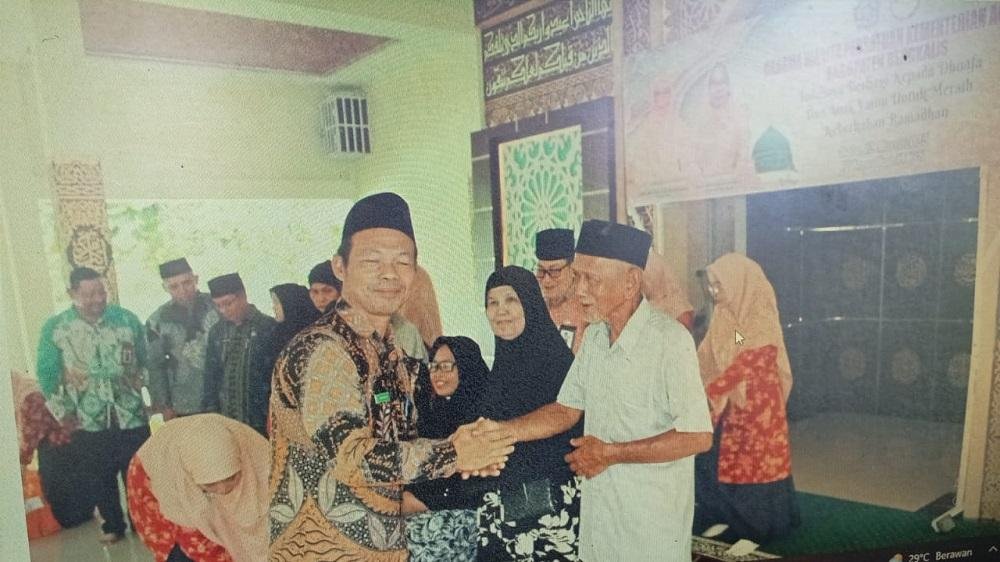 Kepala KUA Bengkalis Hadiri Kegiatan “Indahnya Berbagi” untuk Dhuafa dan Anak Yatim di Bulan Ramadhan 1446 H