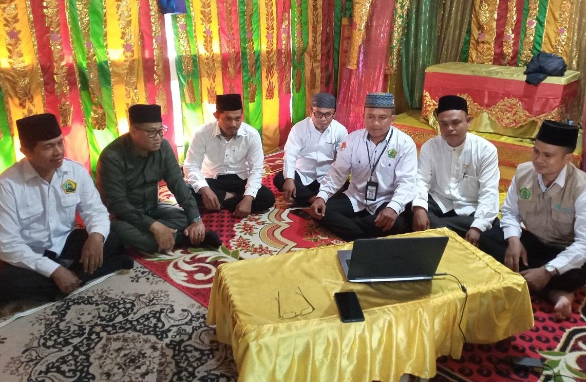 Ka. KUA  dan Penyuluh Kecamatan Sail Ikuti Istighosah 