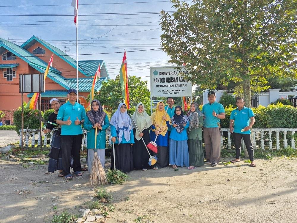 Sambut Hari Jadi Kota Pekanbaru, KUA Tampan Gelar Goro