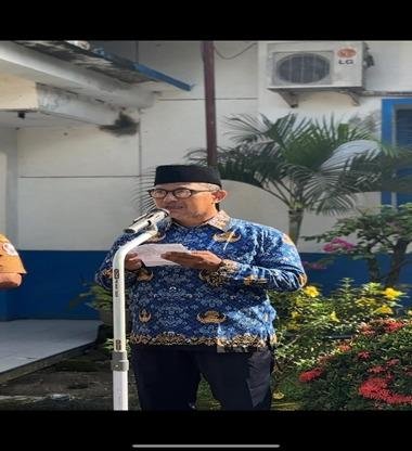 Plt. Kepala KUA Kecamatan STM Hilir Hadiri dan Pimpin Doa dalam Upacara Hari Kesadaran Nasional