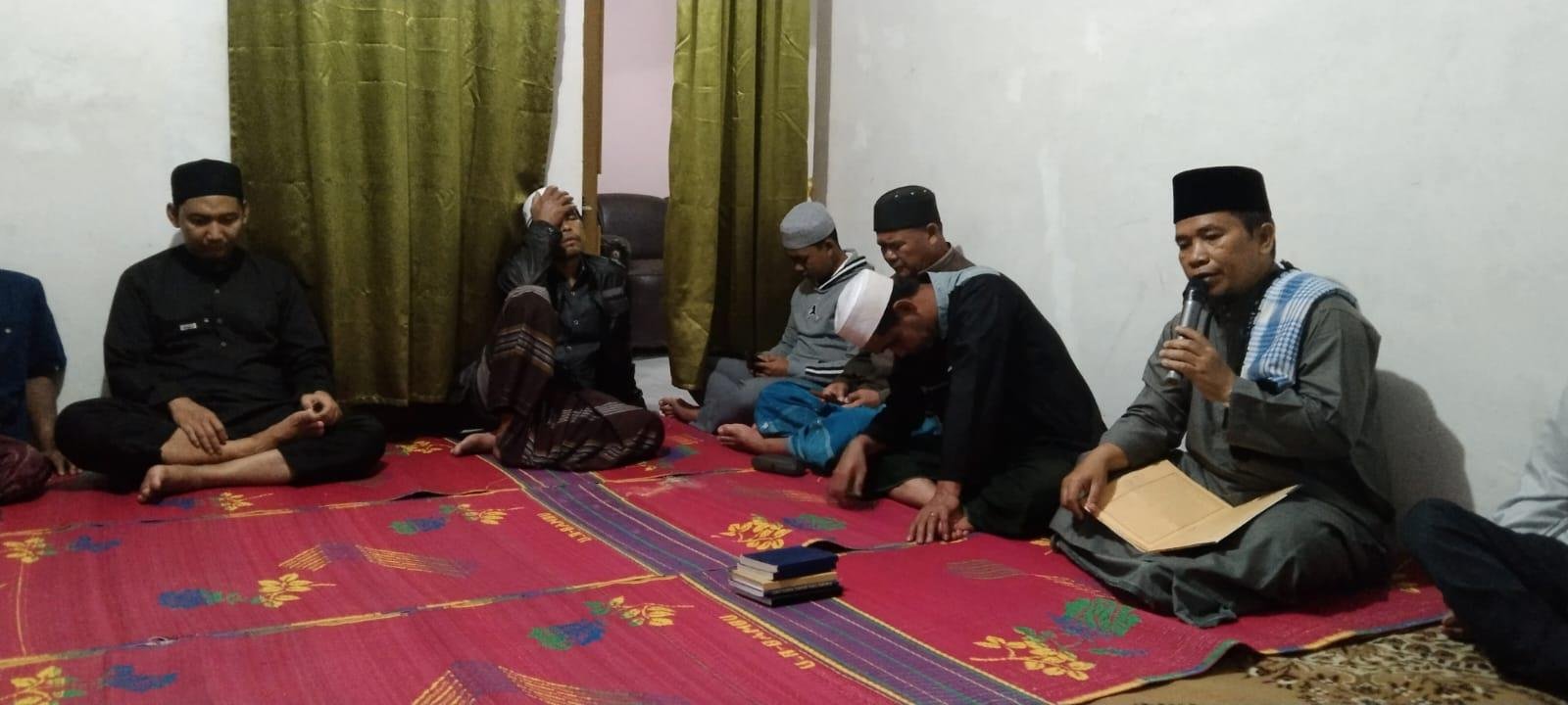 Kepala KUA Sidikalang Sampaikan Tausiyah pada Safari Jumat di Kalang Simbara