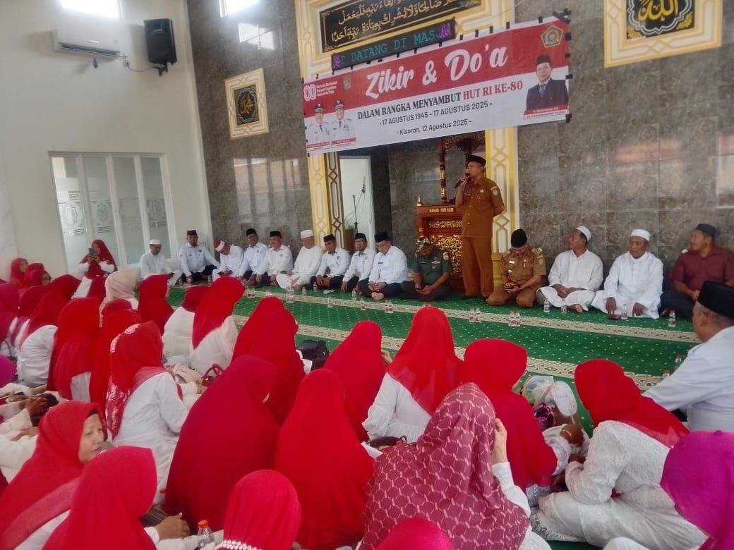 KUA Kisaran Barat Gelar Zikir dan Doa Bersama Sambut HUT RI ke-80