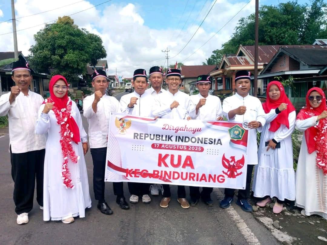 KUA Binduriang Ikut Karnaval, Gaungkan Pesan Kerukunan dan Persatuan Umat