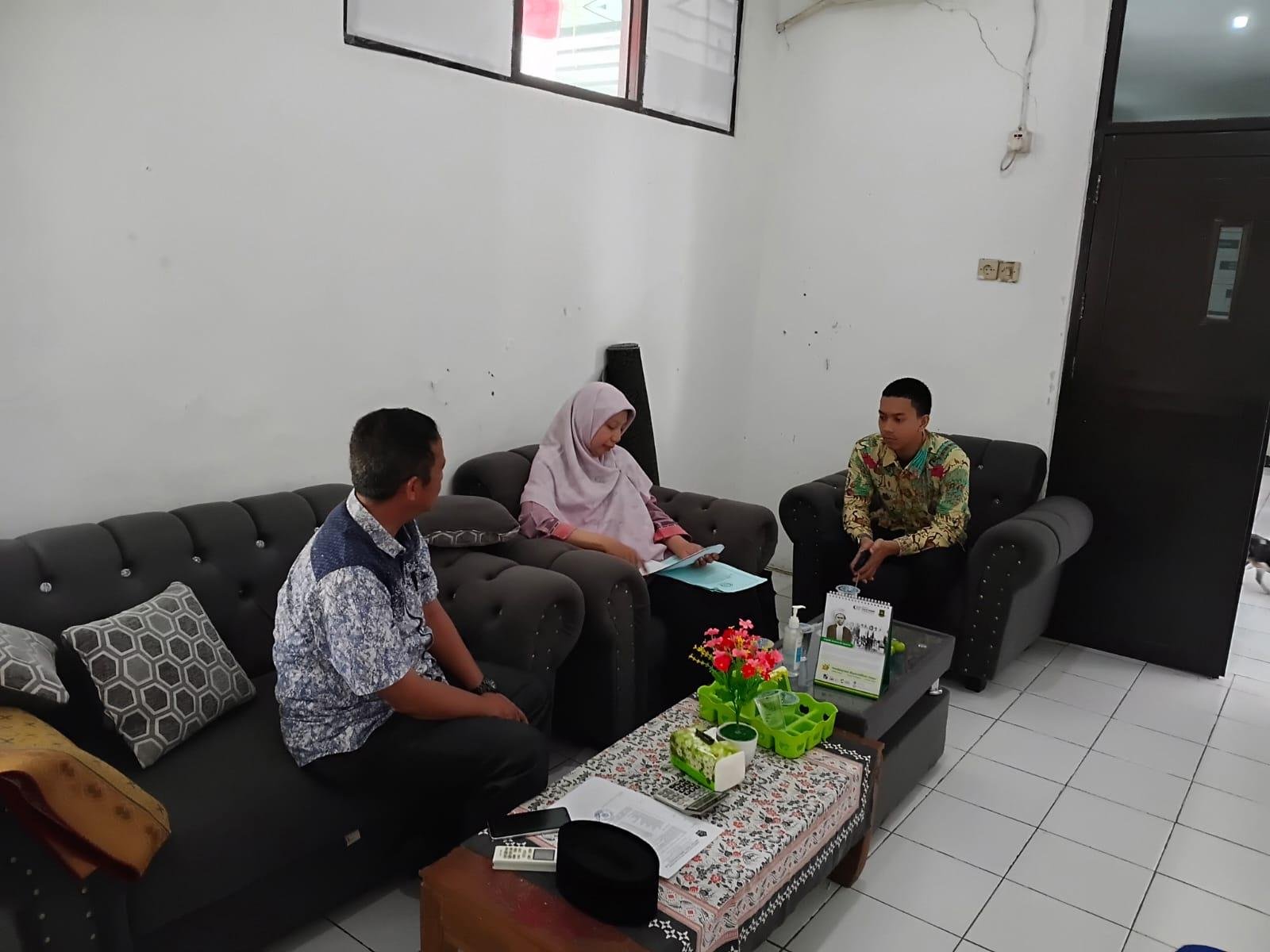 Bimas Islam Kemenag RI Laksanakan Monitoring dan Evaluasi ke KUA Cibeber Kota Cilegon