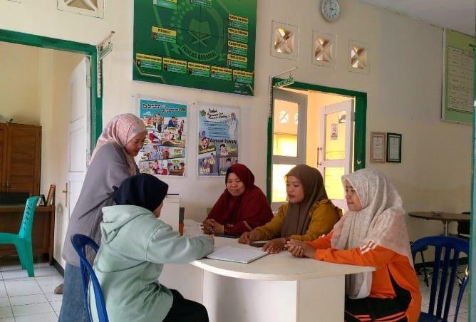 WFH Jumat Resmi Dihentikan, KUA Curup Timur Kembali Layani Penuh di Kantor