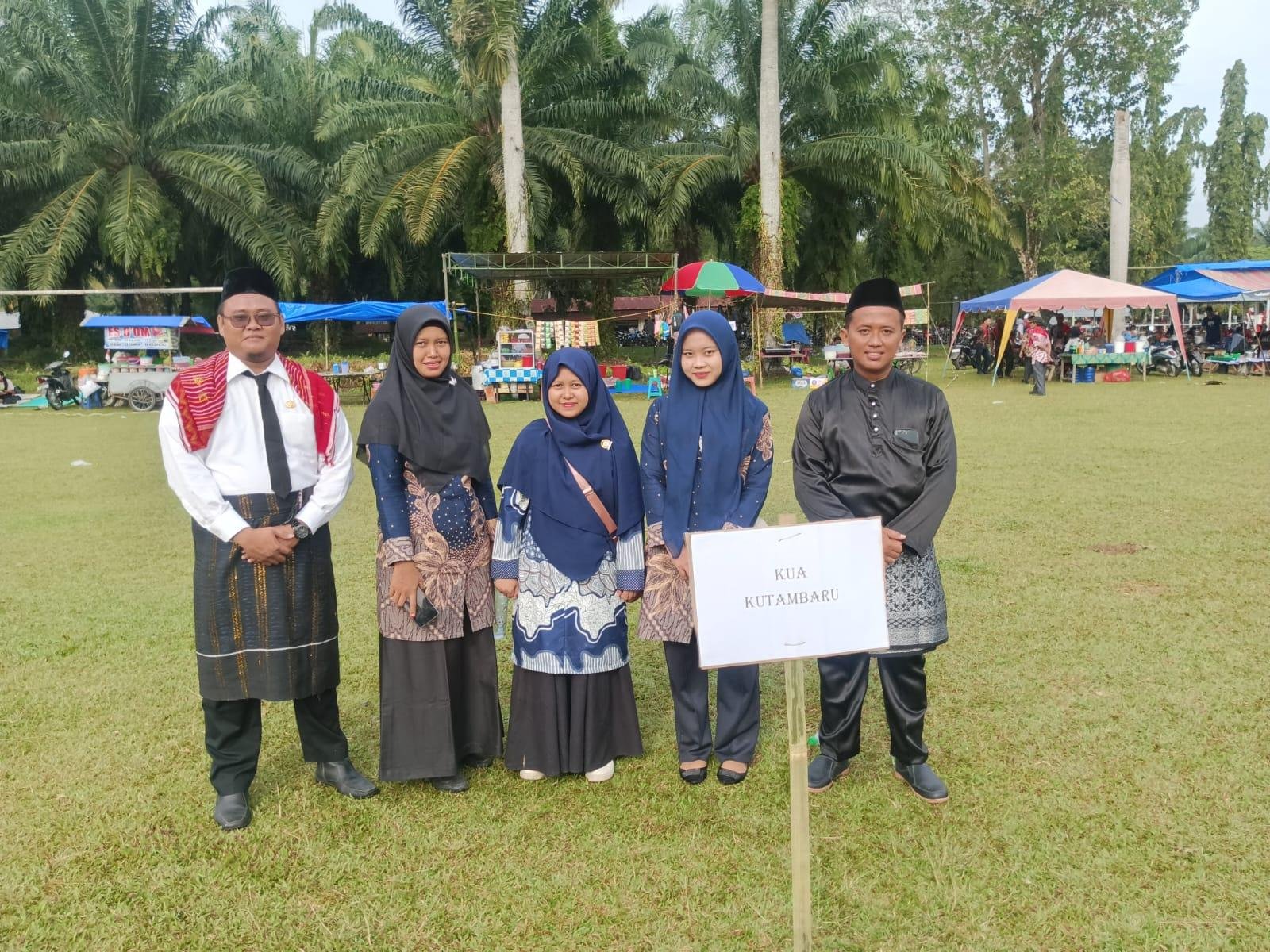 Semangat Kemerdekaan di Kecamatan Terpencil, KUA Kutambaru Ikuti Upacara HUT ke-80 RI