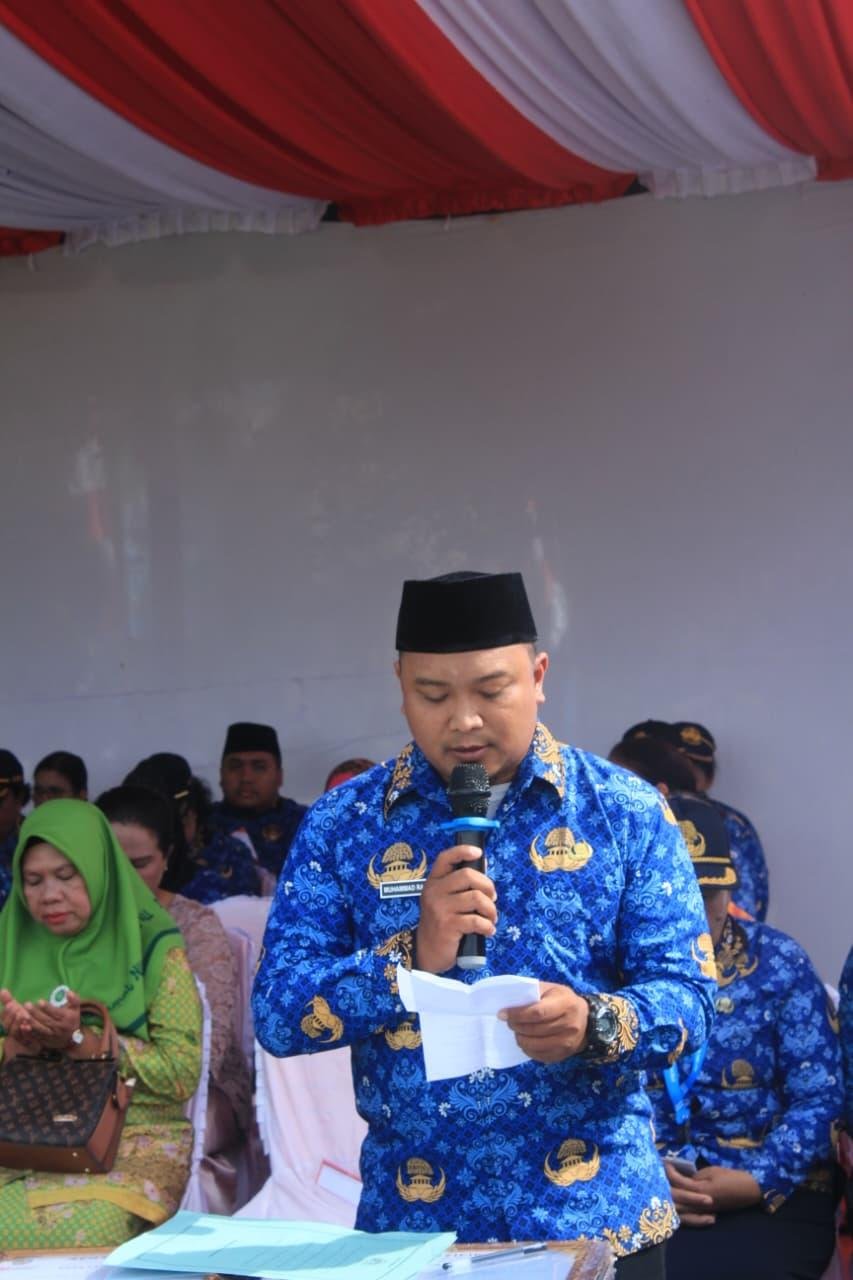 Plt Kepala KUA STM Hilir Pimpin Doa Detik-Detik Proklamasi Kemerdekaan Republik Indonesia ke-80