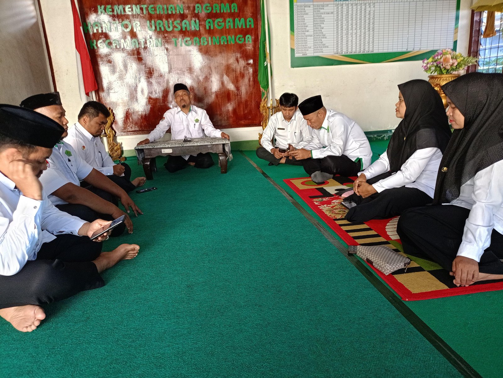Tingkatkan Pelayanan, KUA Tigabinanga Laksanakan Briefing dan Bimbingan Tugas