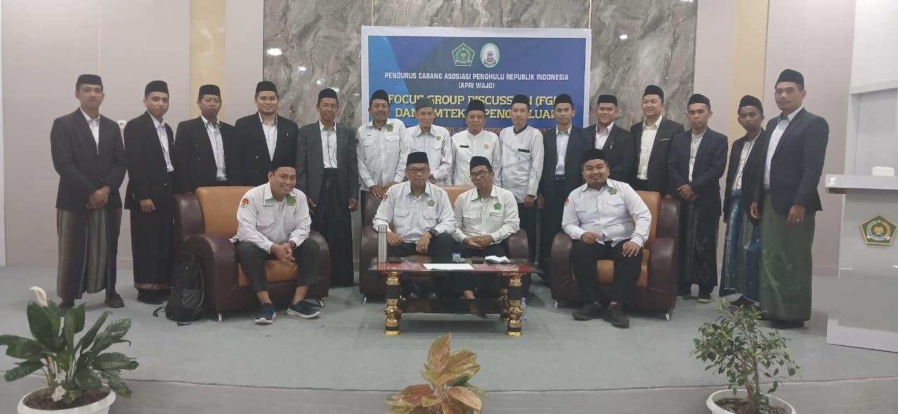 Penghulu Wajo Perkuat Kompetensi, FGD & Bimtek Lahirkan Rekomendasi Buku Naskah Nikah