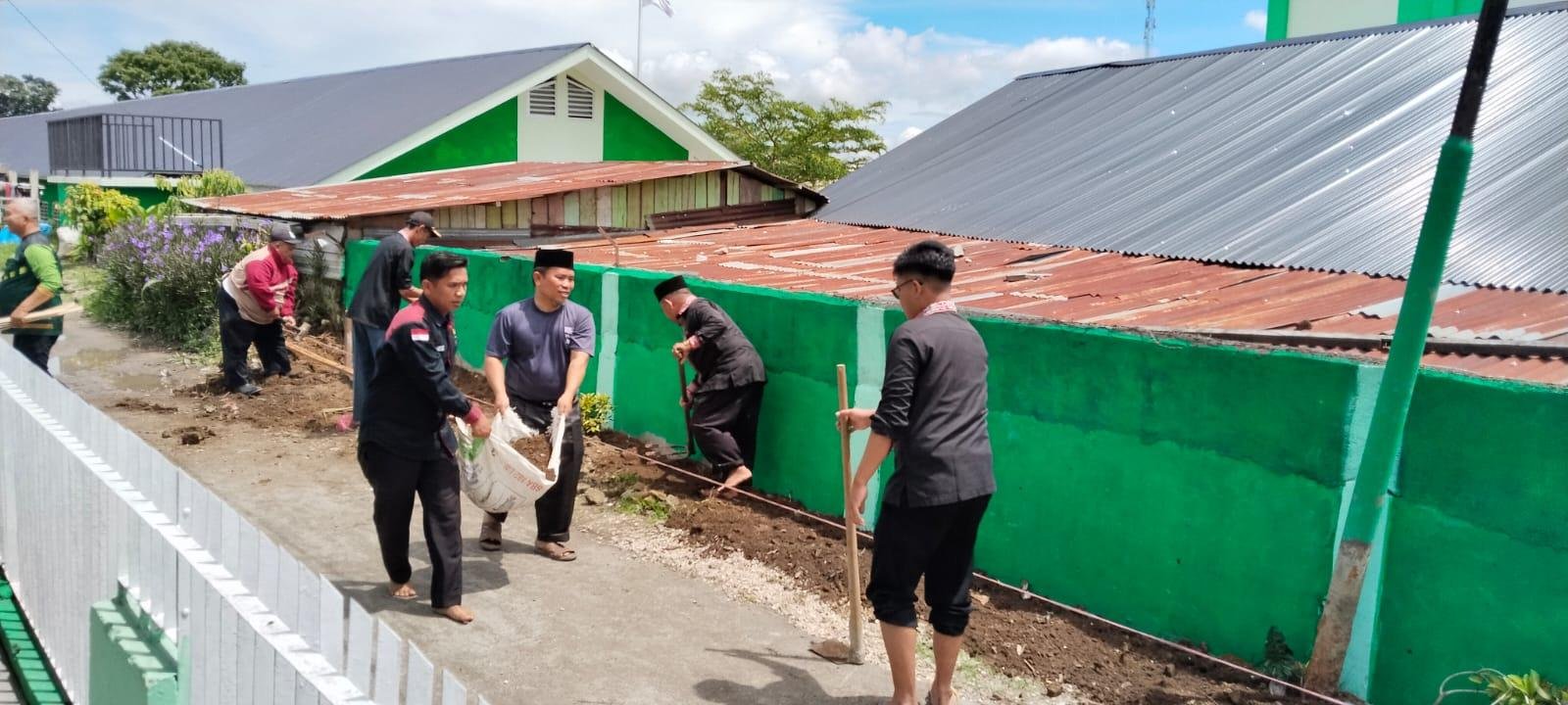 KUA Sidikalang Wujudkan Gerakan Ekoteologi, Sulap Lahan Kosong Jadi Taman Terpadu