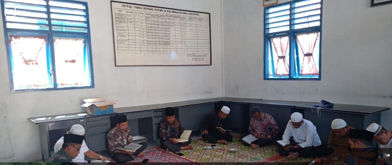 KUA Muara Sipongi dan Korwil Pendidikan IX Gelar Khataman Al-Qur'an ke-56
