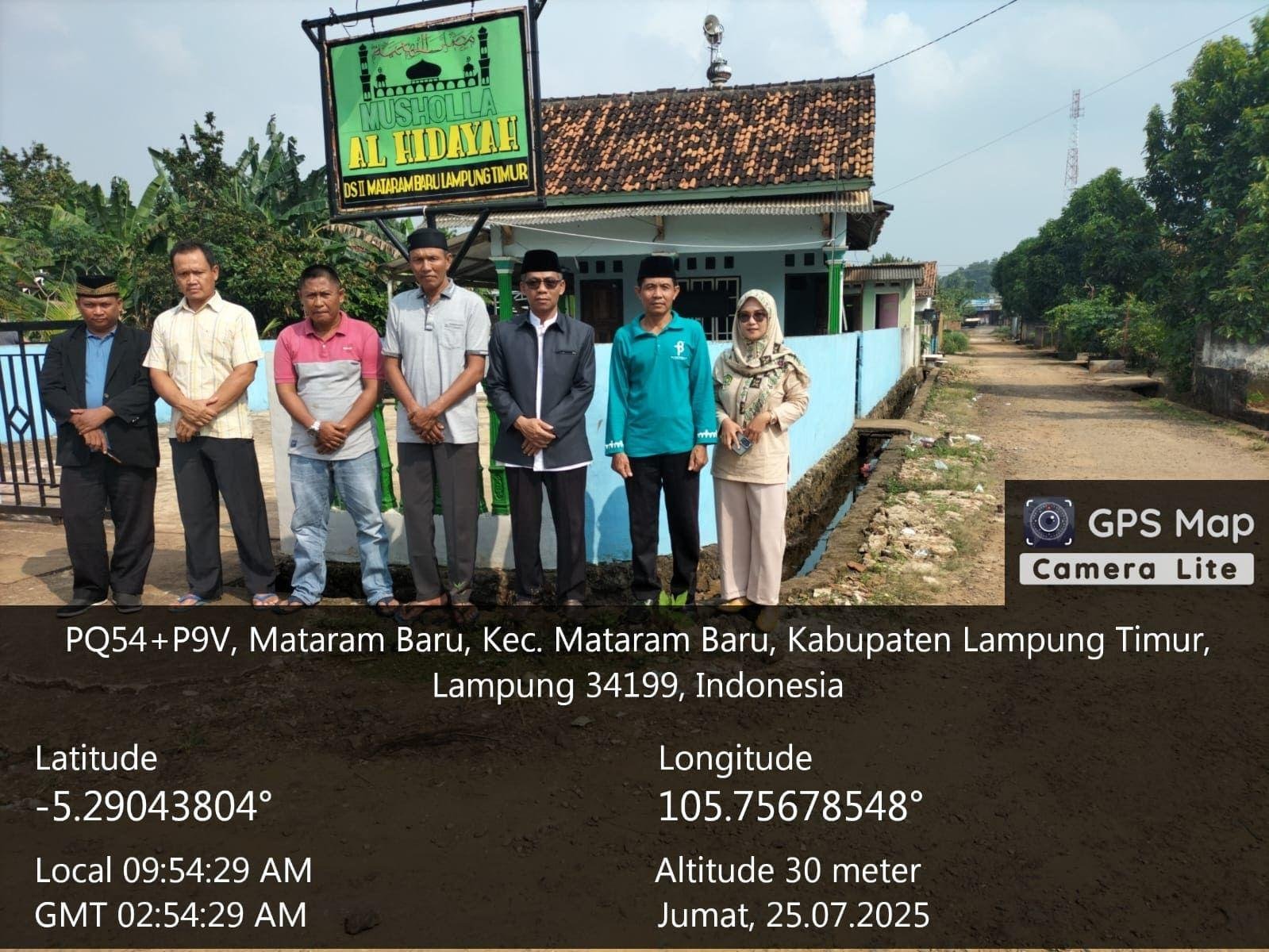 KUA Mataram Baru Cek Lokasi Wakaf untuk Sertifikasi