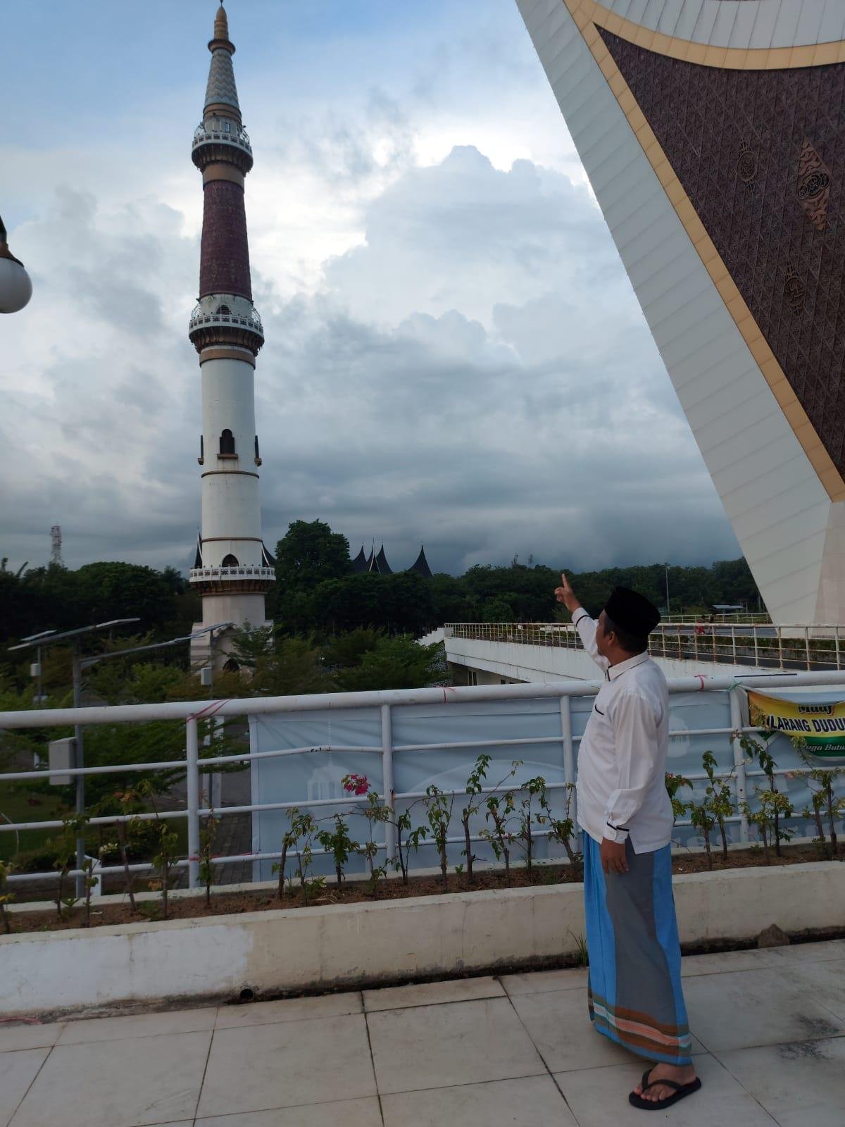 “MASJID RAMAH” sebagai icon nyata di Indonesia (sebuah gagasan dan pemikiran)